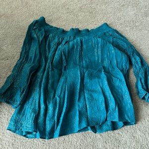 Lilly Pulitzer off the shoulder 3/4 sleeve top